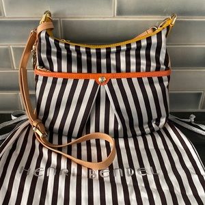 Henri Bendel Classic Stripe Crossbody grey/Brown bag-Like new